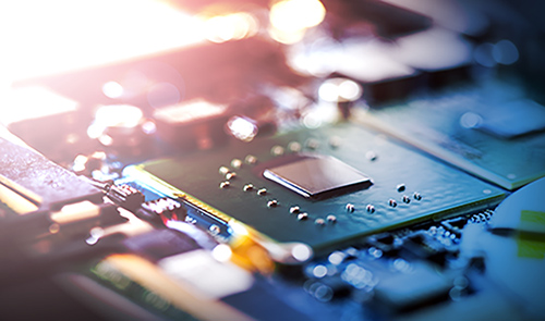 电子元件在电路板中的作用是什么？